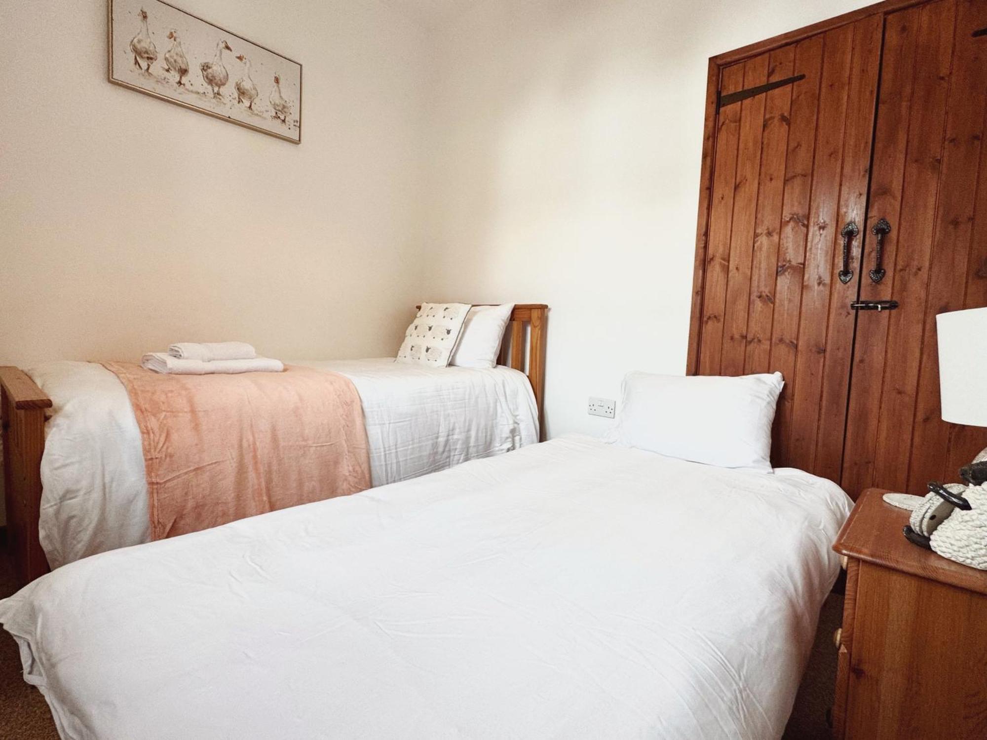 Hallagenna Cottages ボドミン エクステリア 写真